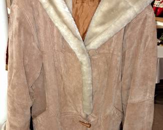Women's and men's clothing. Ladies shearling coat sz. Sm.