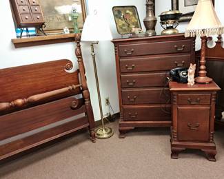 Much vintage furniture. 5 pcs. Mahogany bedroom set-headboard, foot board w/ rails, chest of drawers, night stand and mirror
