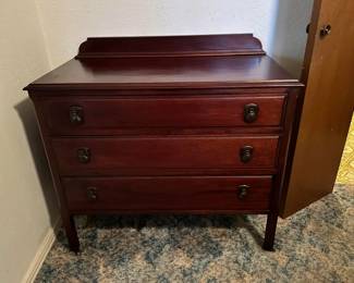 Vintage wood small buffet table/chest