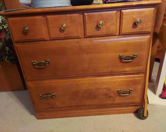 Pine dresser. 3 drawer and approximately 3 feet tall and wide.