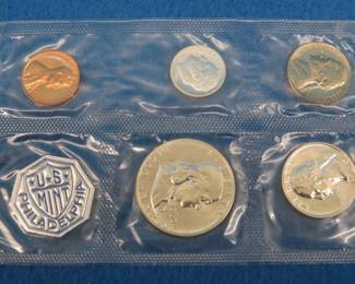 Lot 204. 1960 P US Mint Uncirculated Coin Set