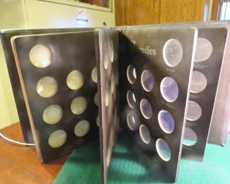 Lot 5. Empty "The Shakespeare Medals" album