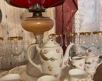 Tea Set, Another fine Lamp