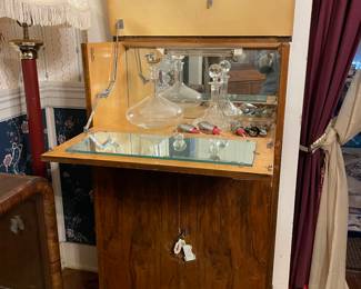 Flip top Bar Cabinet 
