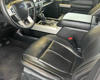 Ford F150 loaded power and leather