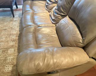 reclining leather sofa 