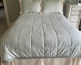 POTTERY BARN TEEN BEDROOM SET