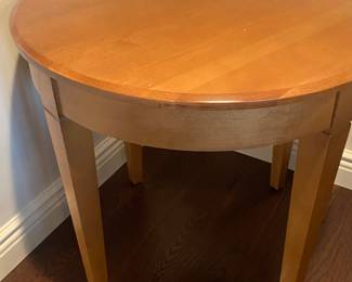 ETHAN ALLEN TABLE