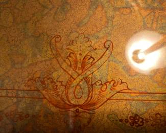 THEODORE ALEXANDER EGLOMISE 3 TIER STAND!