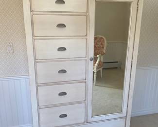 ETHAN ALLEN WARDROBE