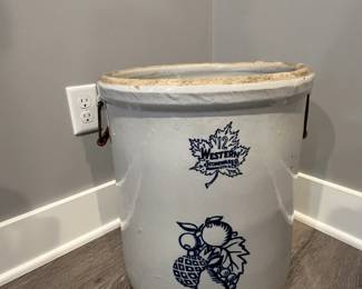 12 Gallon Western Stoneware Crock
