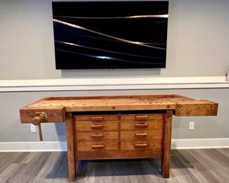 Antique woodworkers table