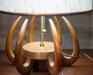 Modeline Lamp