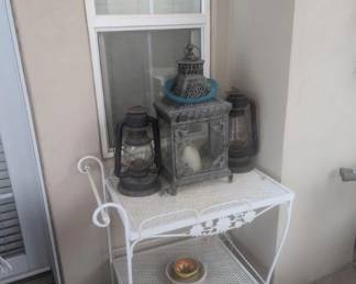 Tea cart