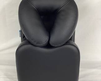 BIHY108 EarthLite TravelMate Massage Support This is a EarthLite TravelMate tabletop massage support system, which allows practitioners to bring massage therapy to any home or office.&nbsp;
