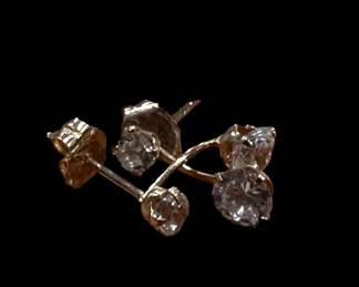 14K GOLD and Absolute Diamond Earrings