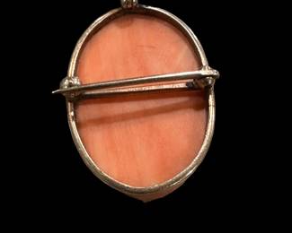 Vintage Cameo Pendant / Brooch with 10K GOLD Frame