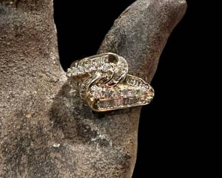 10K GOLD and Diamond Cocktail Ring