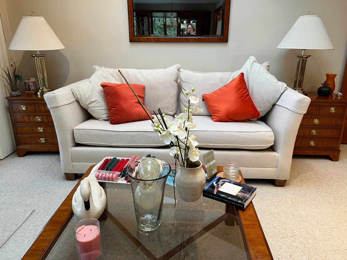 Off white love seat  / Drexel End Tables