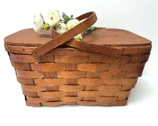 Peterboro Vintage Picnic Basket