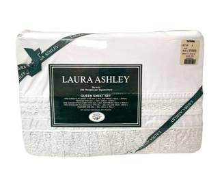 Vintage Laura Ashley White Ruffle Sheet Set