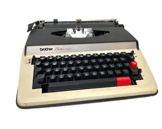 1974 Brother Elecric 3000 Typewriter