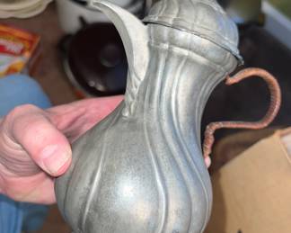 Zinn Pewtar Vintage Coffee / Tea pots