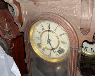 More pix of clocks... oh my