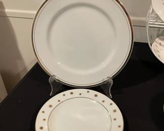 Lillian Vernon dessert/ salad plates with gold rim and stars. 