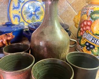 LOVING THIS VINTAGE MOSS GREEN CARAFE & CUPS