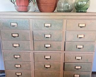 VINTAGE MUSIC CABINET - CURRENTLY HOUSES CLASSICAL MUSIC