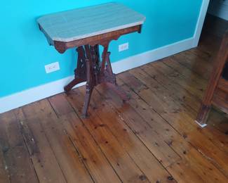 Marble top Eastlake parlor/lamp table  