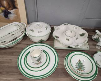 Spode Christmas dish set
