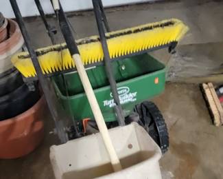 Spreaders and Push Broom