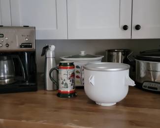 Cuisinart Coffee Maker, Hamilton Beach Crock Pot Slow Cookers, Beer Stein