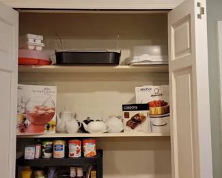 Large Cephalon Roaster, Cookware, Tea Pots, Glasses, Cake Holder