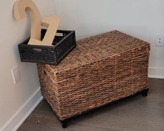 Storage Basket on Wheels, Tray and Decorator Numbers