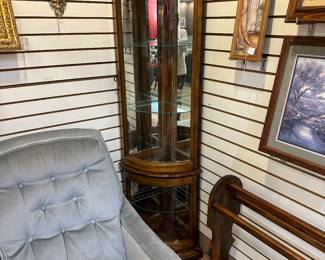 Corner Curio