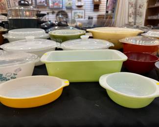 Vintage Pyrex!