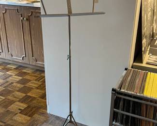 MUSIC STAND