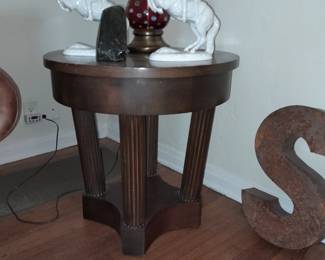 Stylish wood end table