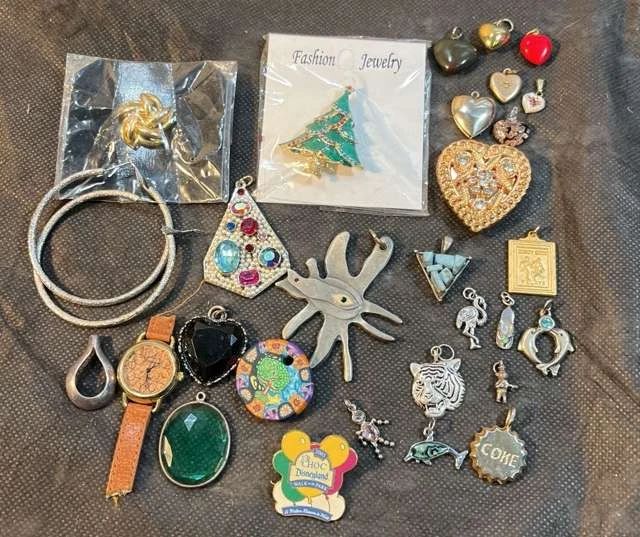 A journey through time - Online Auction -... starts on 1/14/2024