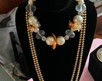 Vintage NAPIER Gold Ball Necklace