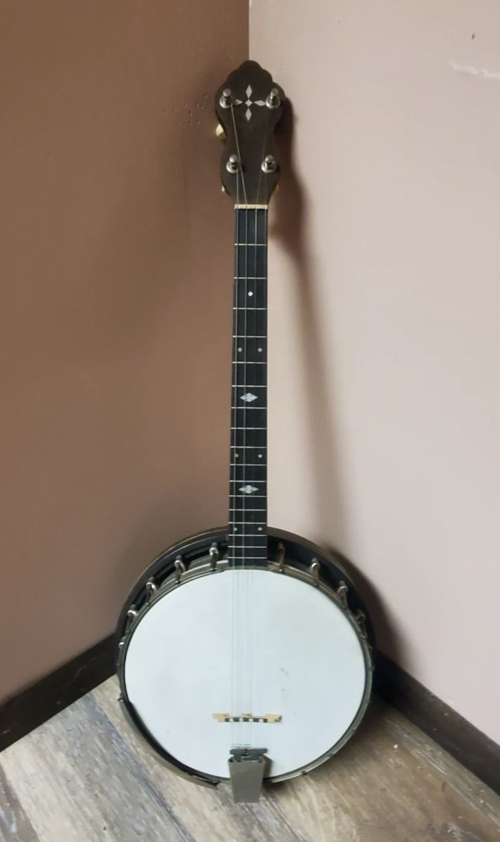 vintage banjo