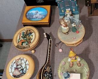 Anri and other Music Boxes