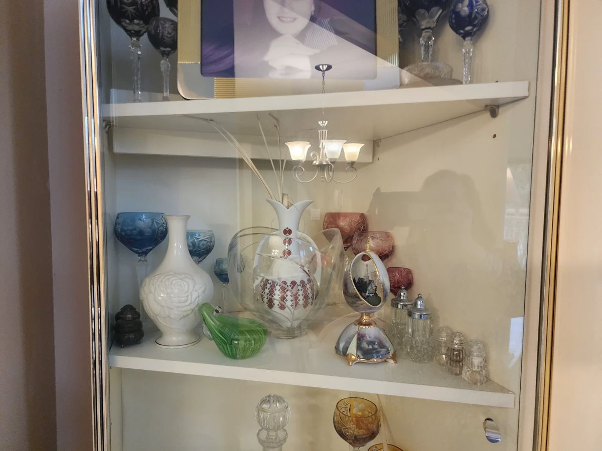 Medford Estate Sale Furniture, Jewelry,... starts on 2/10/2024