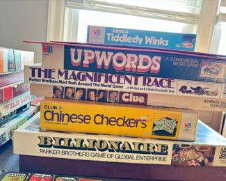 board games: Billionaire, Chinese Checkers, Clue, The Magnificent Race, Upwords, Tiddledy Winks
