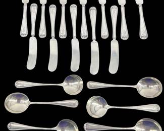 17pc Sterling Durgin Soup Spoons & Butter Knives
