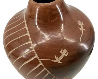 Signed Native American Navajo Ceramic Pottery
