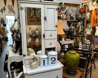 Early 20th-C medical cabinet with porcelain top